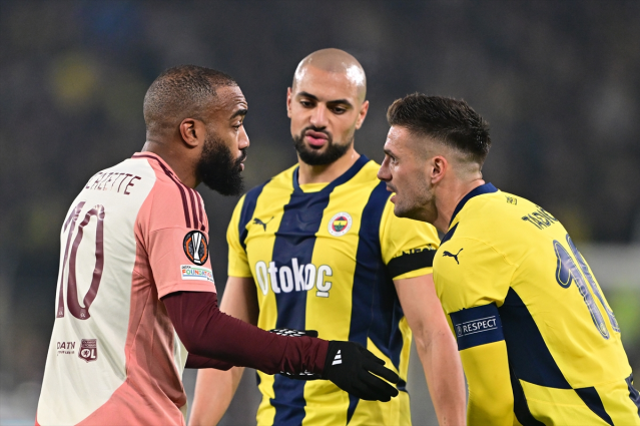 Fenerbahçe-Lyon Maçında Heyecan Dolu Anlar